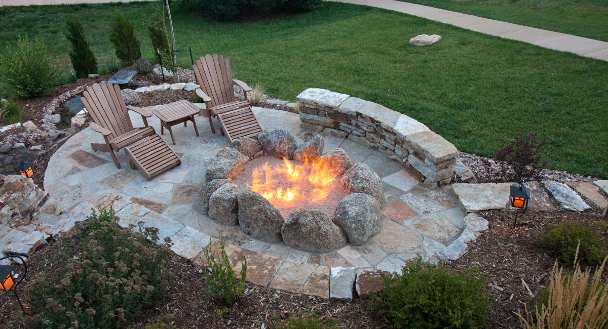 Fire Pits & BBQs
